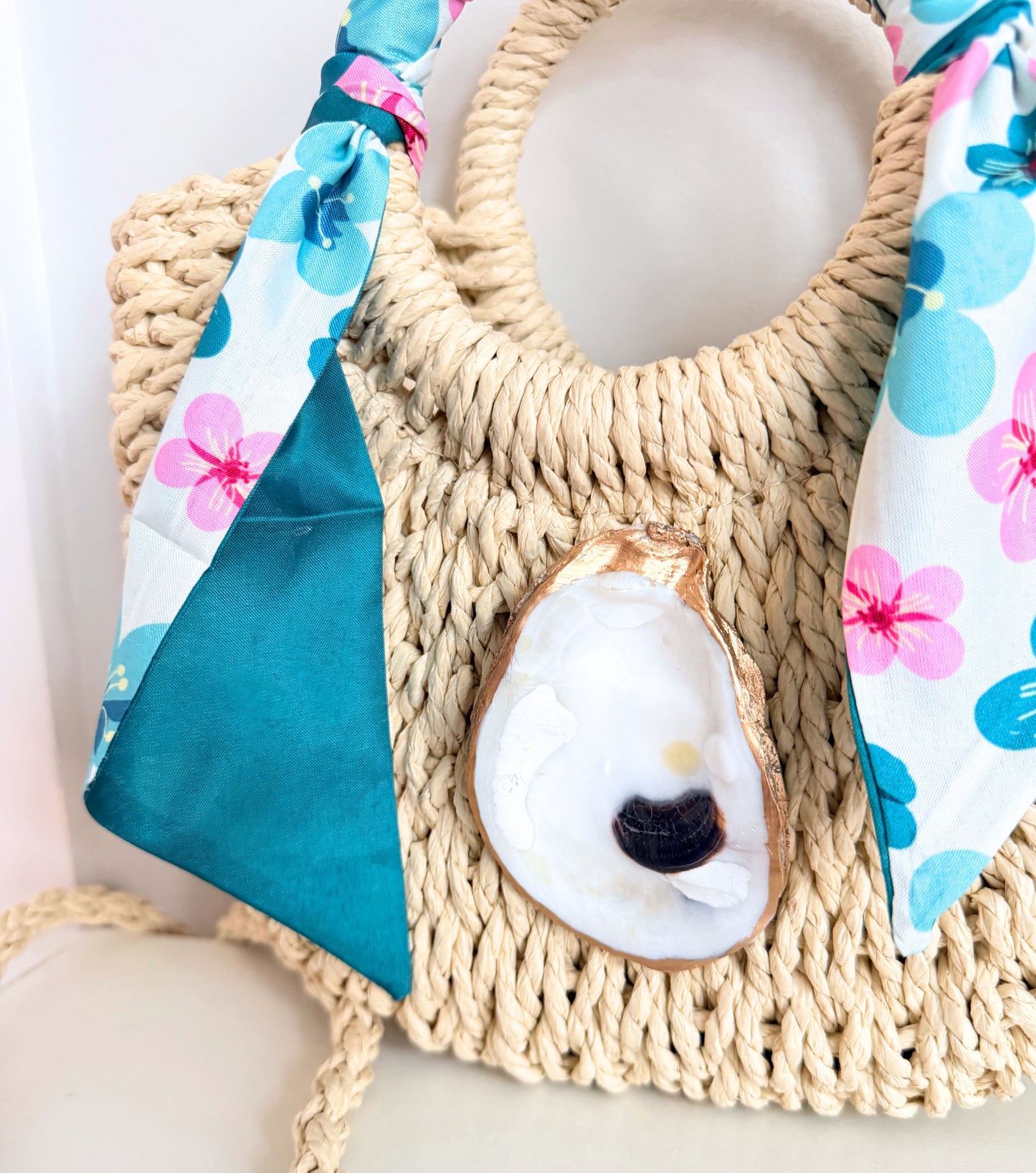 Oyster Wrap Handbag | Ocean Petal