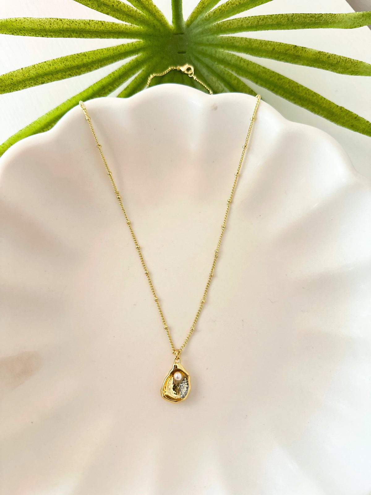 Message in a Bottle Necklace | Oyster or Pearl