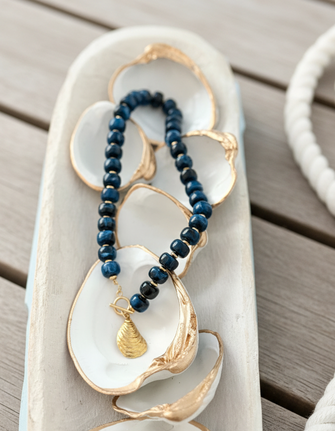 The Dockside Oyster Necklace | Navy
